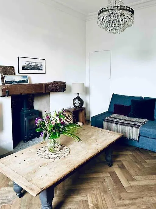 Stylish Georgian Garden Apartment + Secure Parking Edynburg 0*,